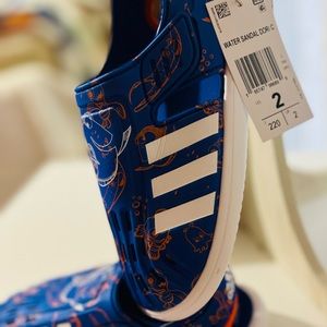 “Adidas” DISNEY Youth Boys Sandals!